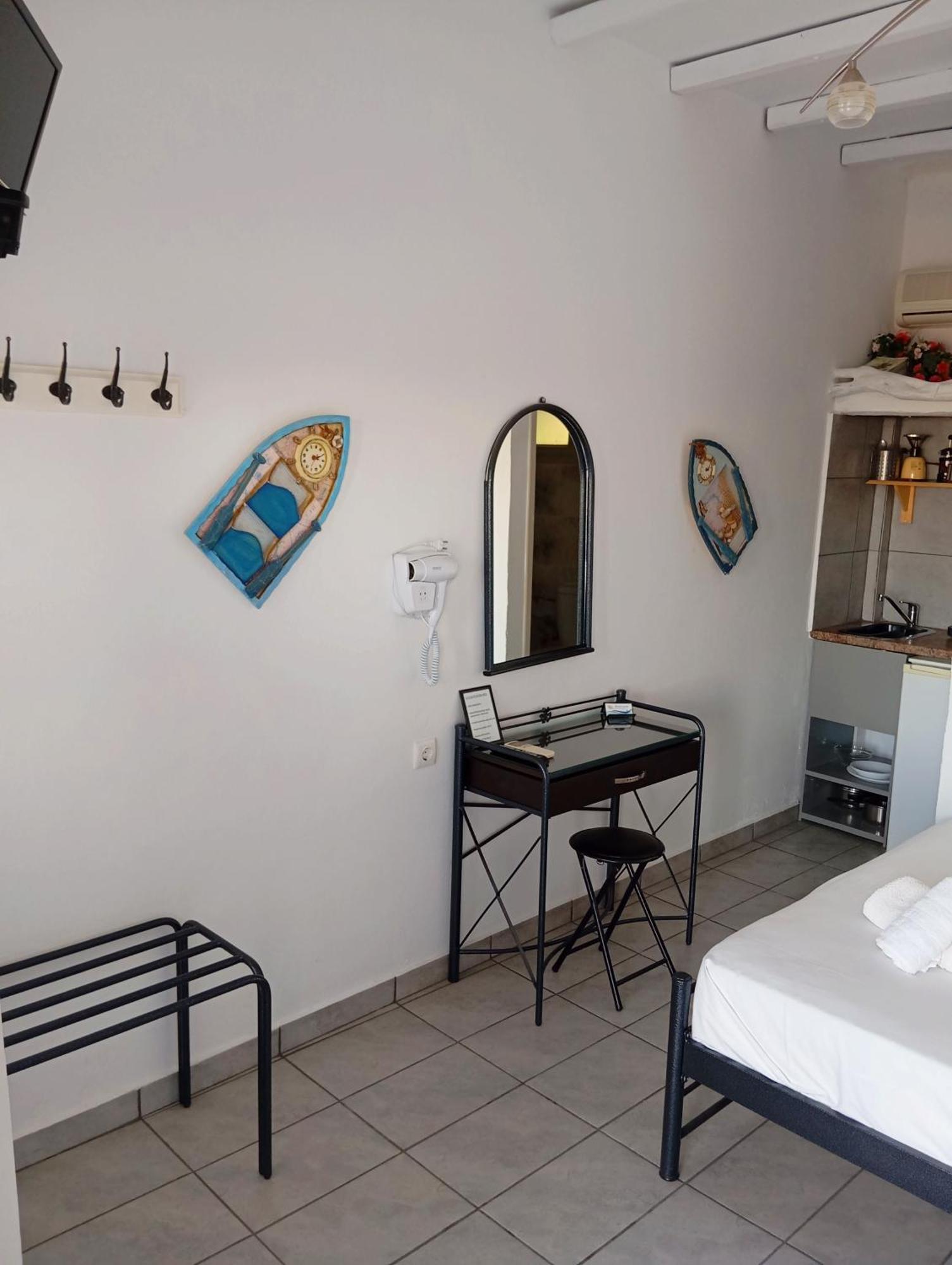 Lucas B Panorama Apartamento Alopronia Exterior foto