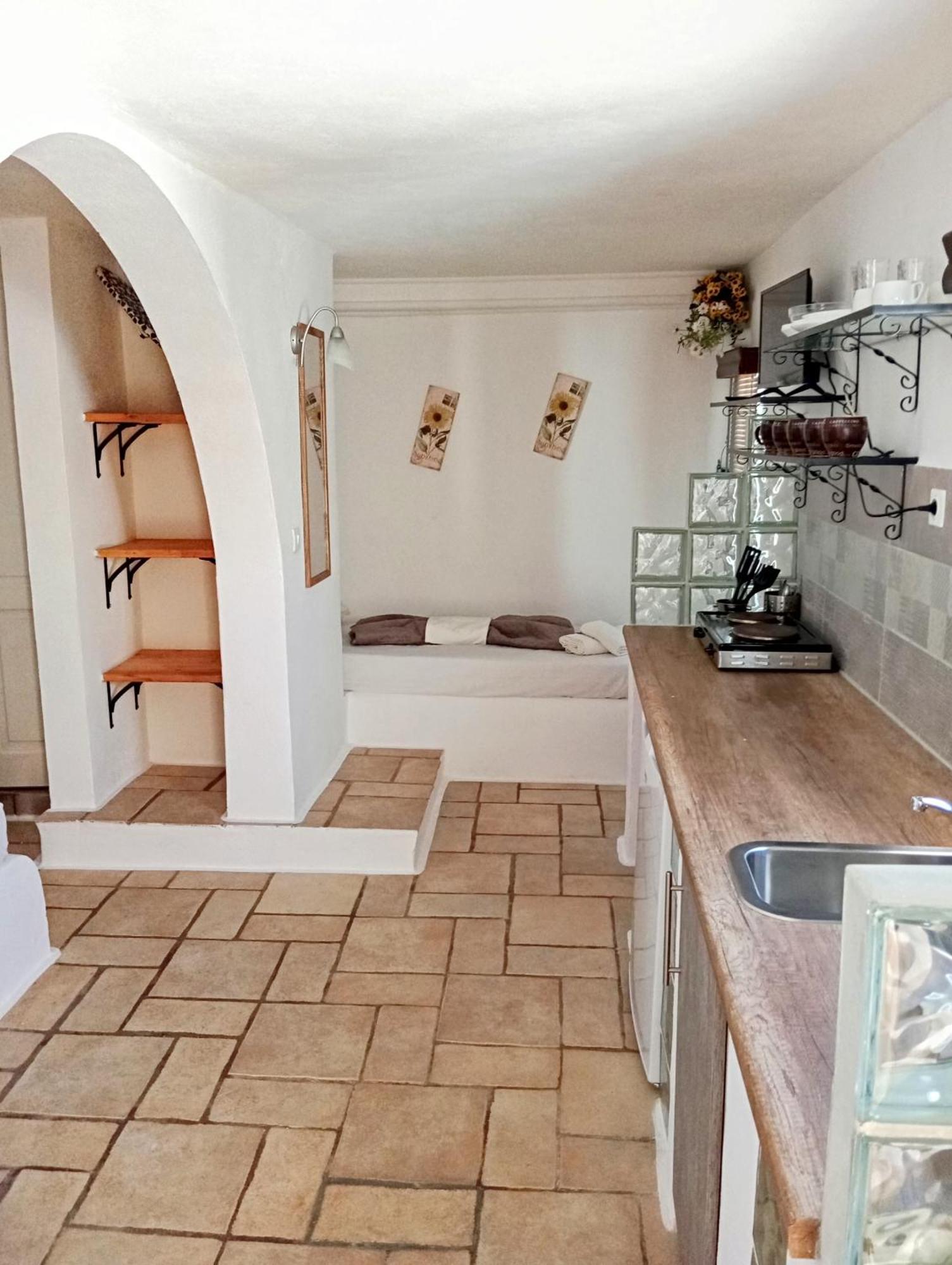 Lucas B Panorama Apartamento Alopronia Exterior foto